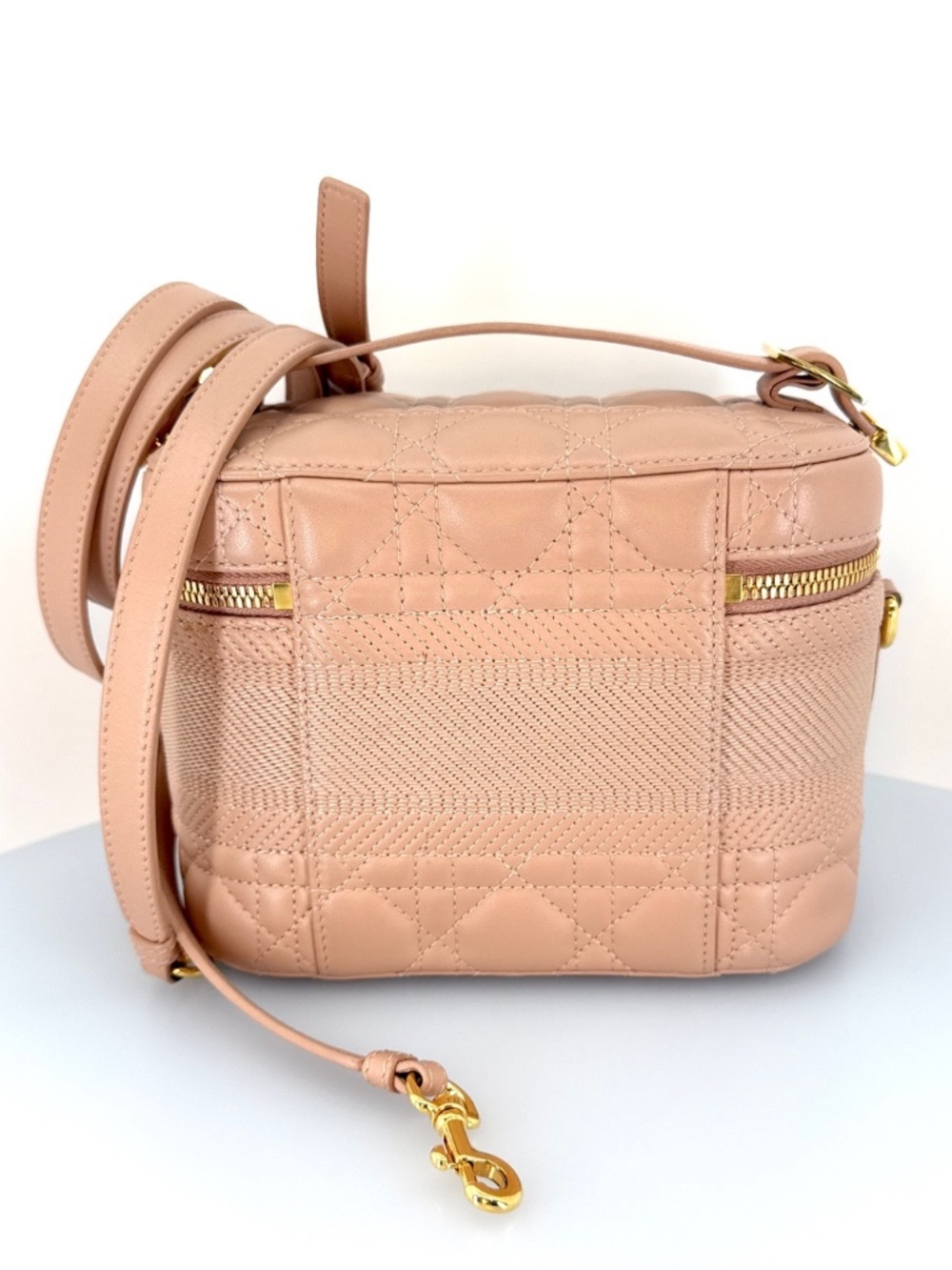 Dior Travel Vanity Bag - Rose Des Vents - Picture 5 of 13